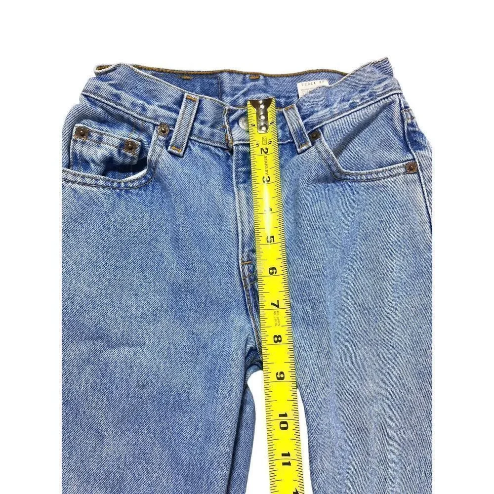 vintage Levi’s 550 relaxed fit regular kid sz 9  W‎ 24” L 22” Batwing